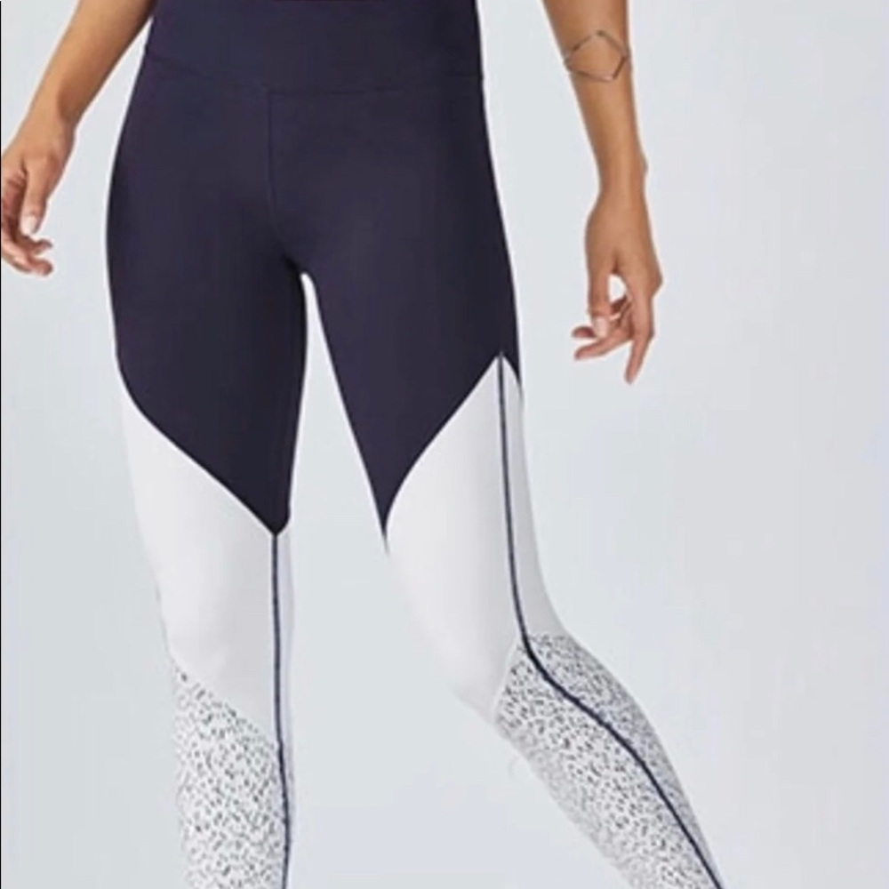 Fabletics Legging Sz Small Discontinued
